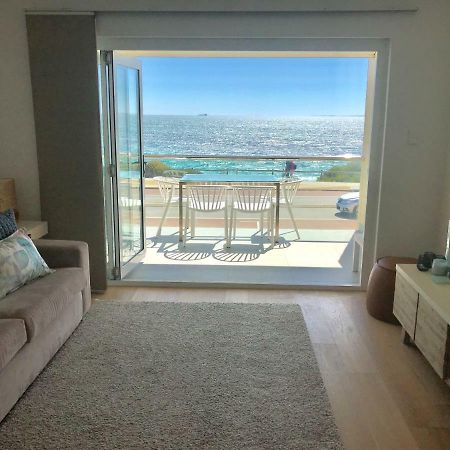 Cottesloe Beachfront Ocean View Apartment パース エクステリア 写真