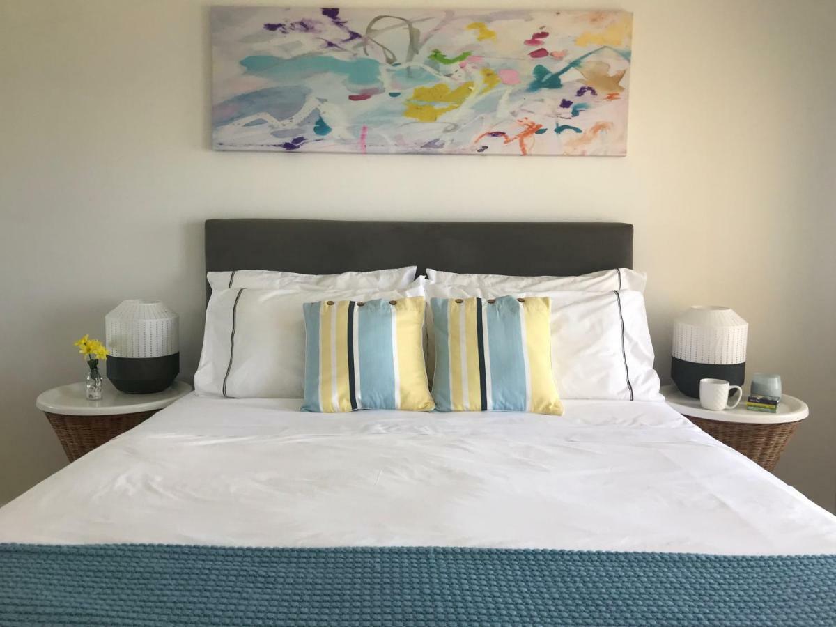 Cottesloe Beachfront Ocean View Apartment パース エクステリア 写真
