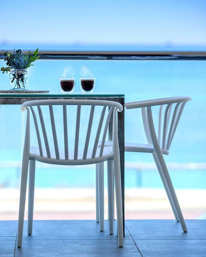 Cottesloe Beachfront Ocean View Apartment パース エクステリア 写真